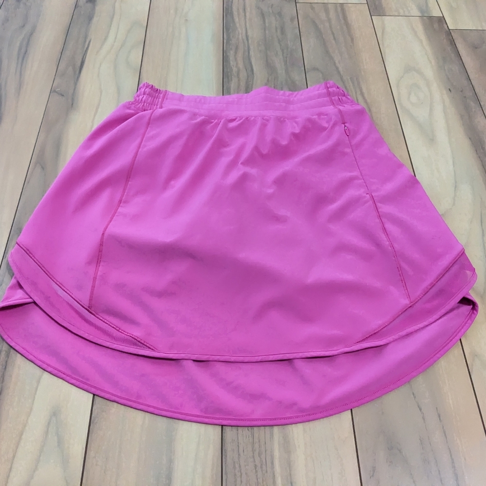 EUC! Lululemon Hotty Hot Skirt In Bright Pink Size 4 - Picture 2 of 14